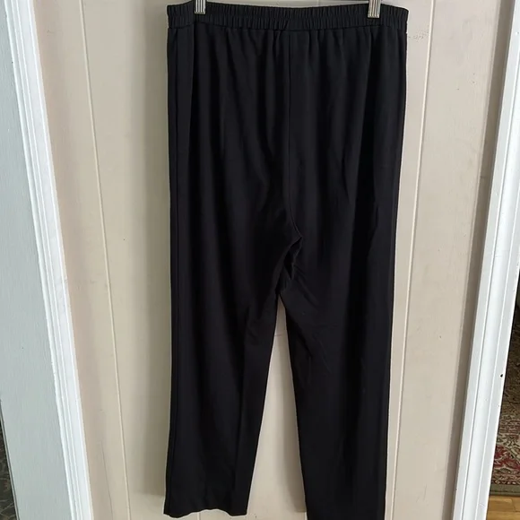 Nancy Bolen City Girl Petite Knit Pants - Picture 4 of 4